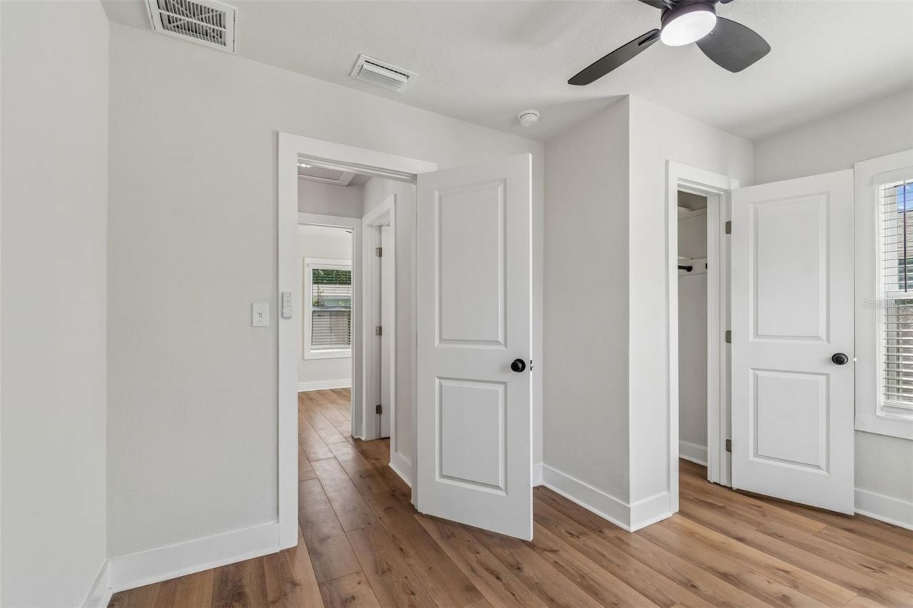 1916 35th Street S, Saint Petersburg, FL 33711 Photo