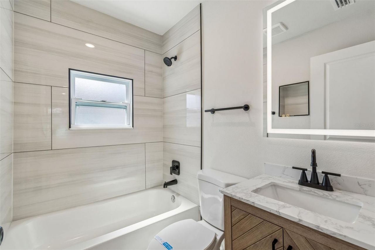 1916 35th Street S, Saint Petersburg, FL 33711 Photo