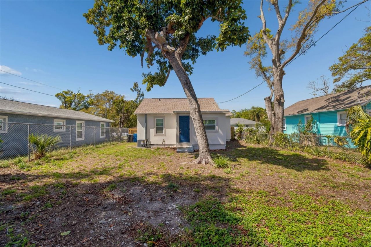 1916 35th Street S, Saint Petersburg, FL 33711 Photo