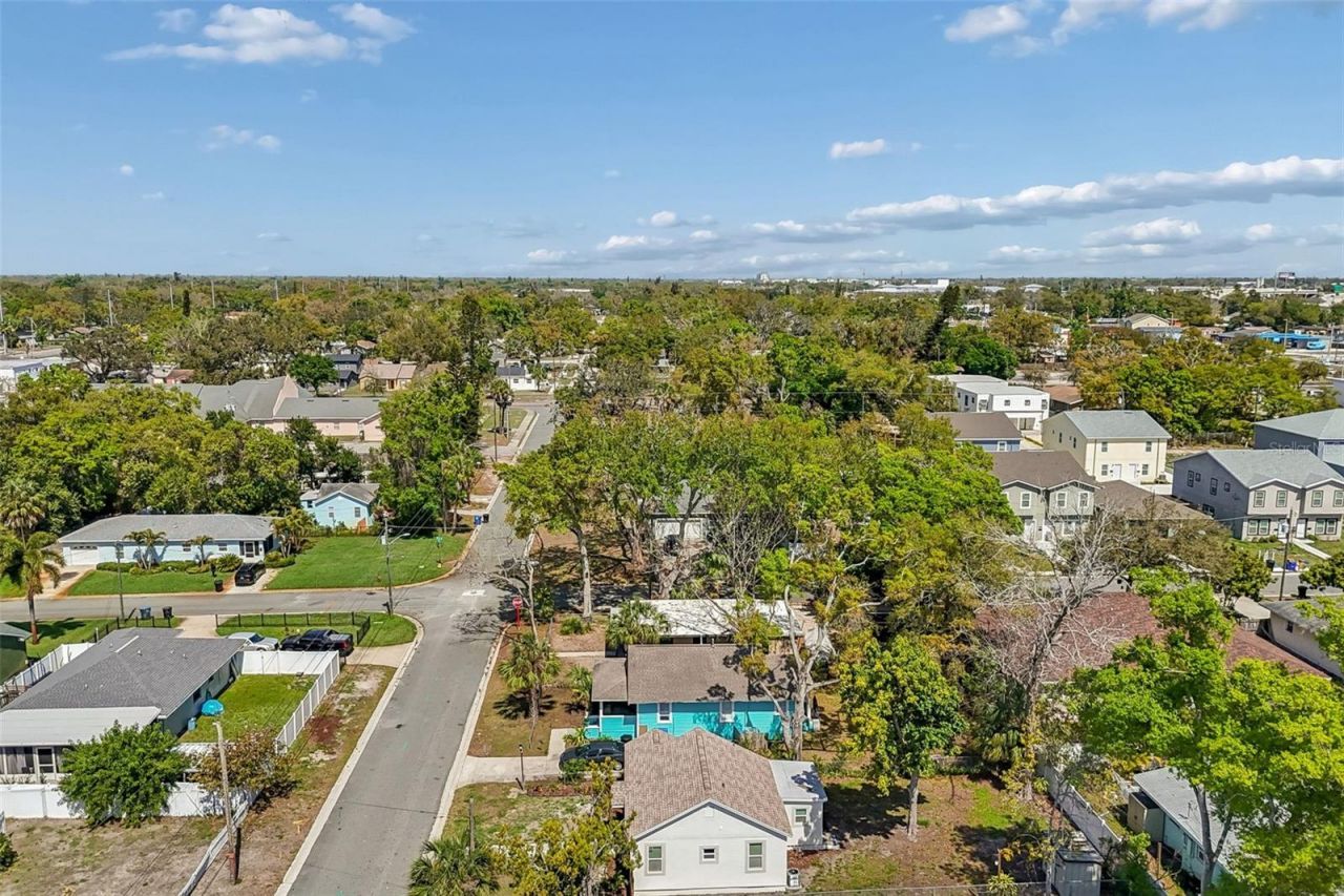 1916 35th Street S, Saint Petersburg, FL 33711 Photo