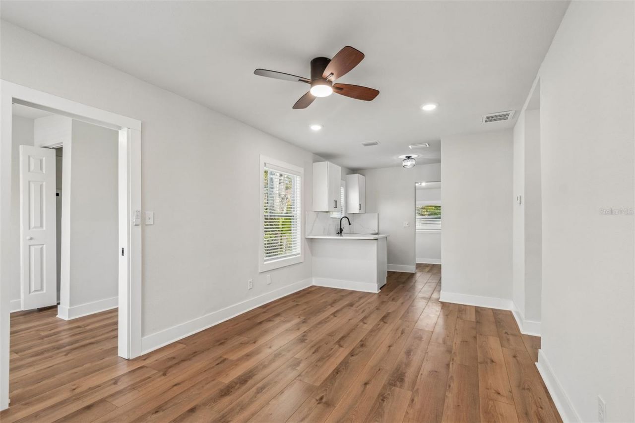 1916 35th Street S, Saint Petersburg, FL 33711 Photo