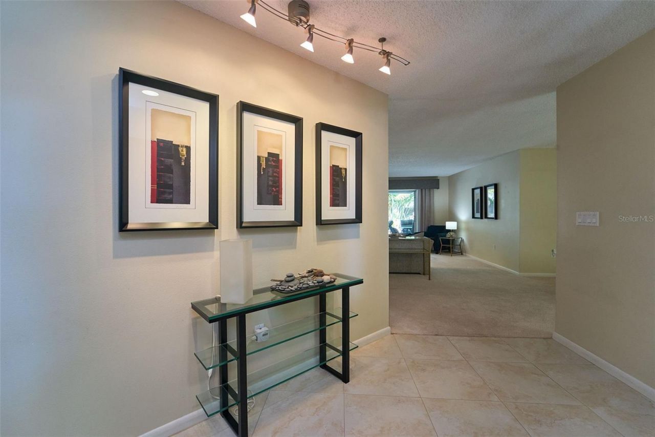 2262 Willowbrook Drive, Clearwater, FL 33764 Photo