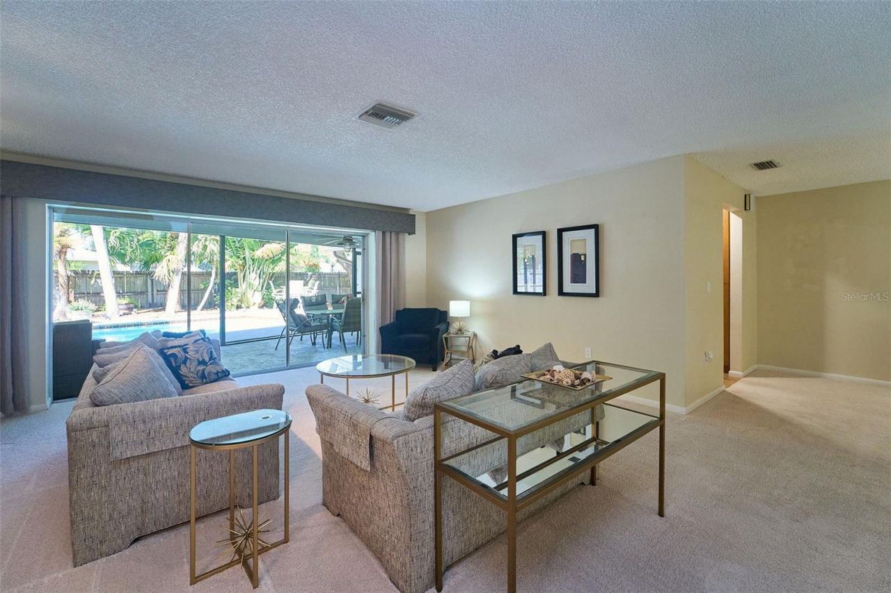 2262 Willowbrook Drive, Clearwater, FL 33764 Photo