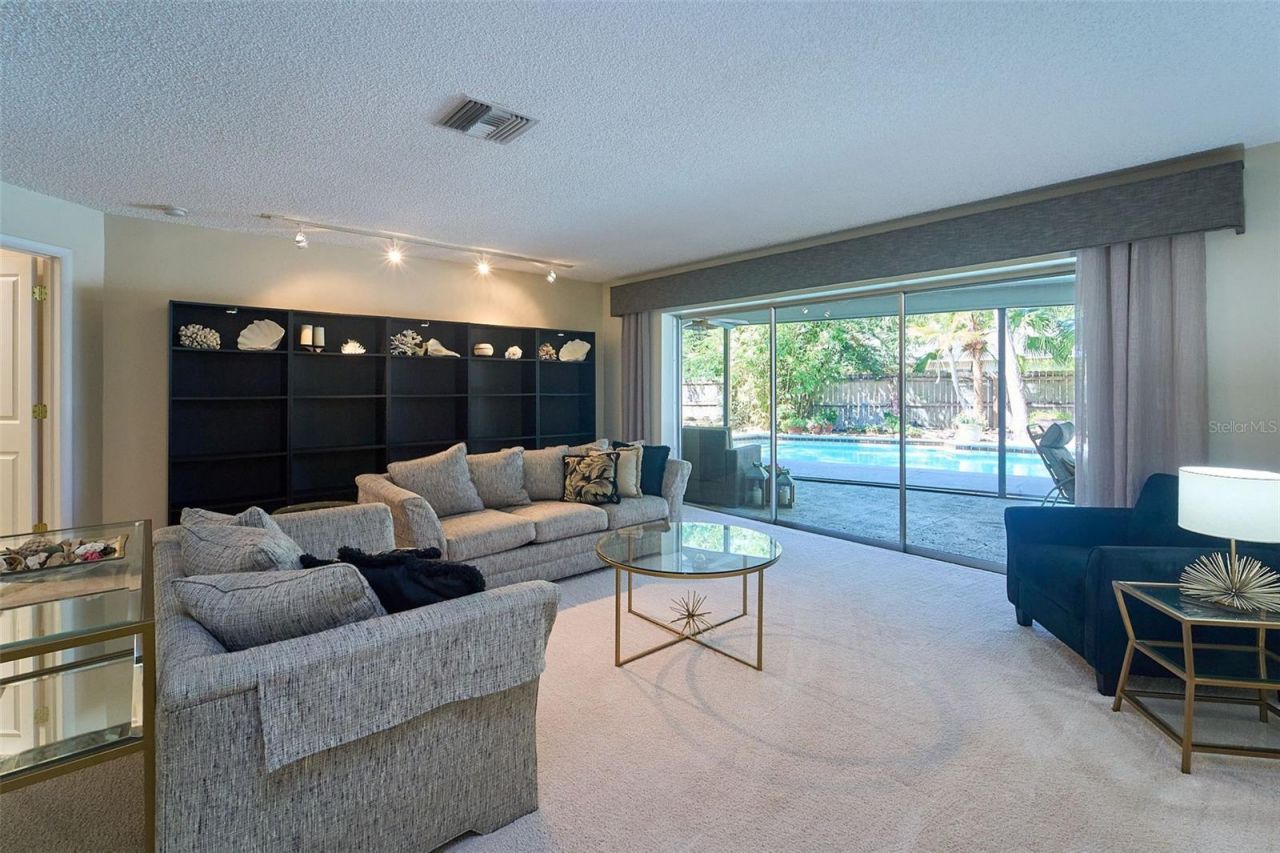 2262 Willowbrook Drive, Clearwater, FL 33764 Photo