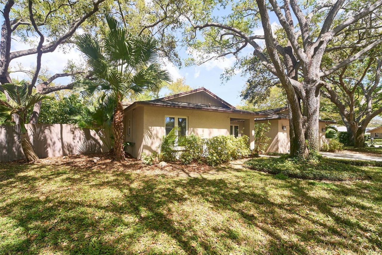 2262 Willowbrook Drive, Clearwater, FL 33764 Photo