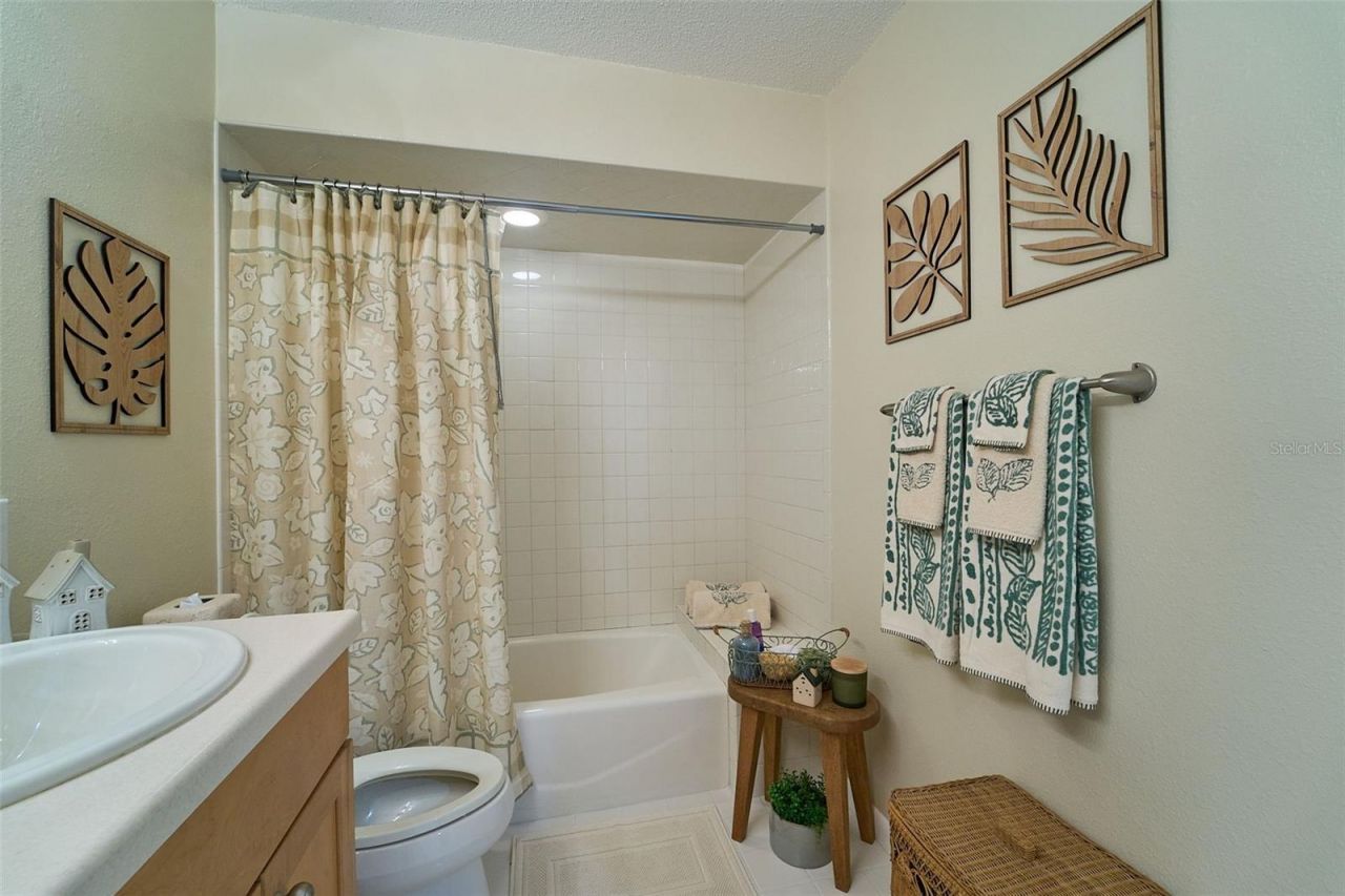 2262 Willowbrook Drive, Clearwater, FL 33764 Photo