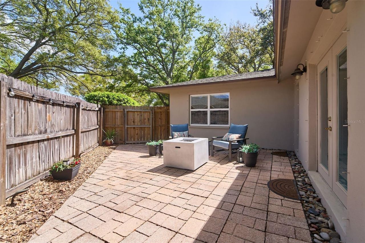 2262 Willowbrook Drive, Clearwater, FL 33764 Photo