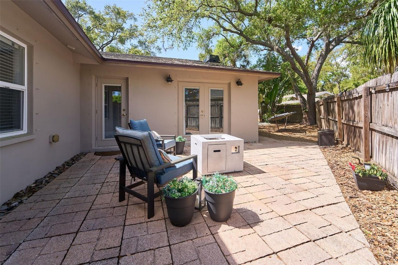 2262 Willowbrook Drive, Clearwater, FL 33764 Photo