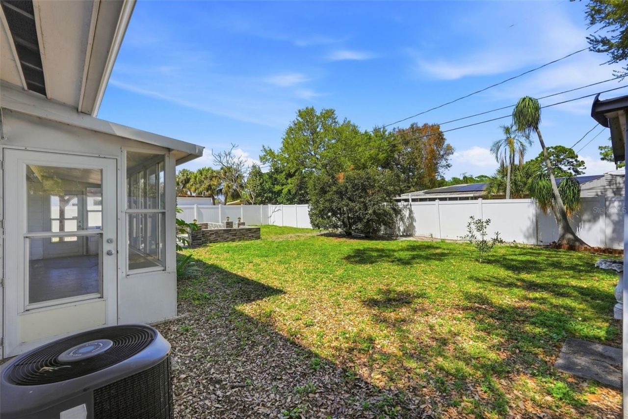 2483 66th Terrace S, Saint Petersburg, FL 33712 Photo