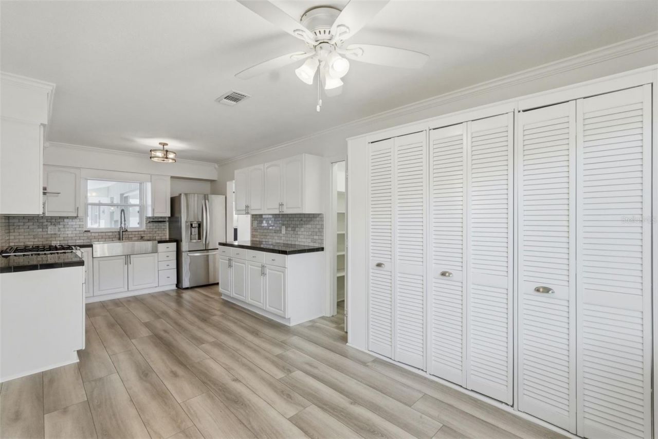 2483 66th Terrace S, Saint Petersburg, FL 33712 Photo