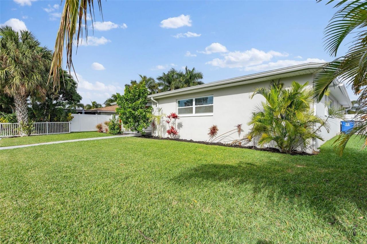 170 98th Avenue N, Saint Petersburg, FL 33702 Photo