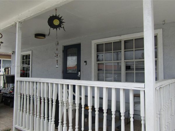 2223 NW 32nd St, Miami, FL 33142