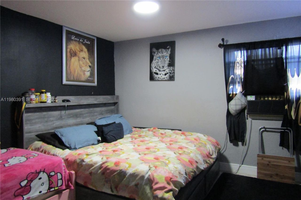 2223 NW 32nd St, Miami, FL 33142 Photo