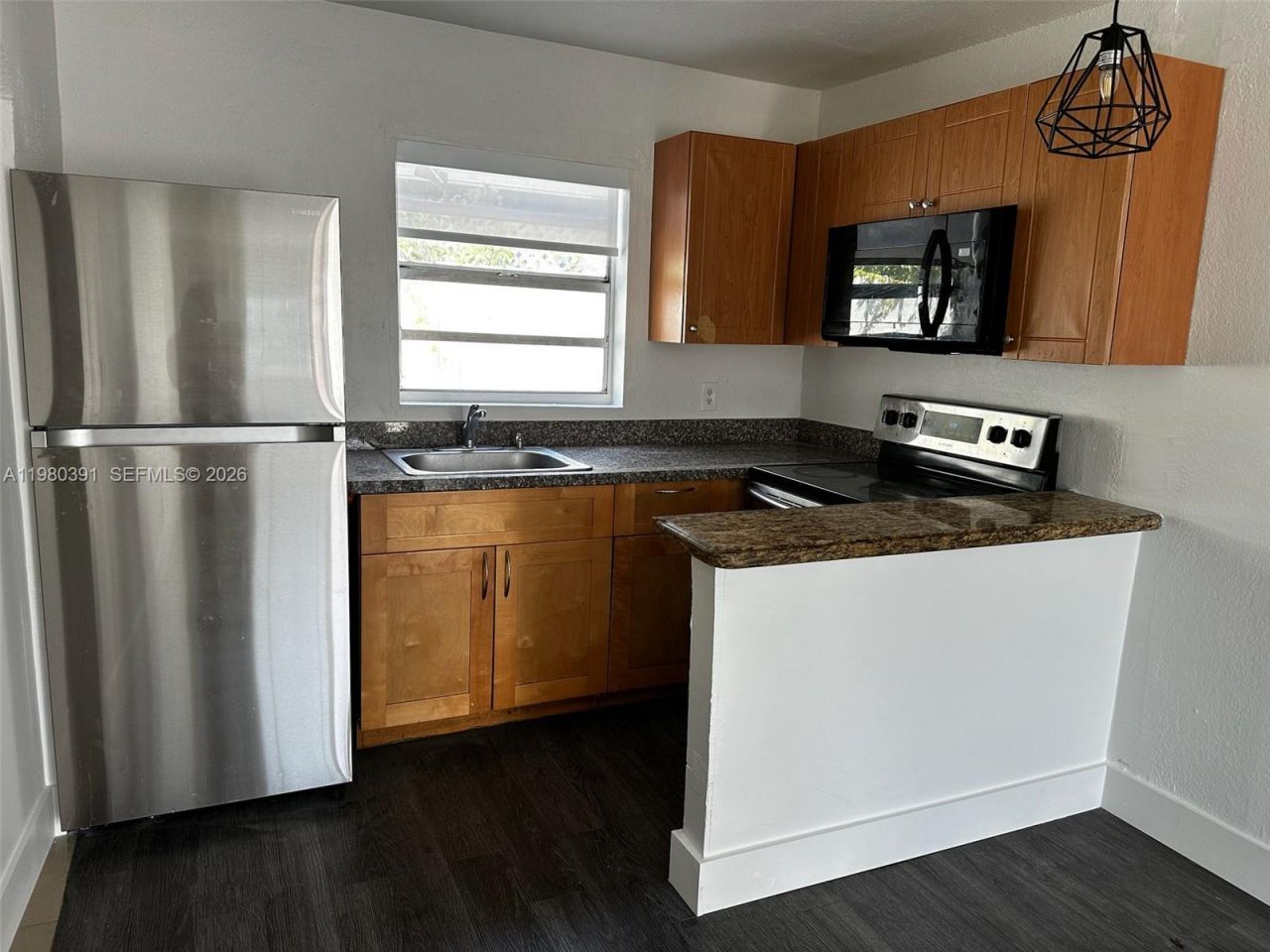 2223 NW 32nd St, Miami, FL 33142 Photo