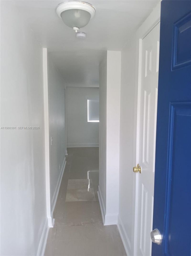 2223 NW 32nd St, Miami, FL 33142 Photo