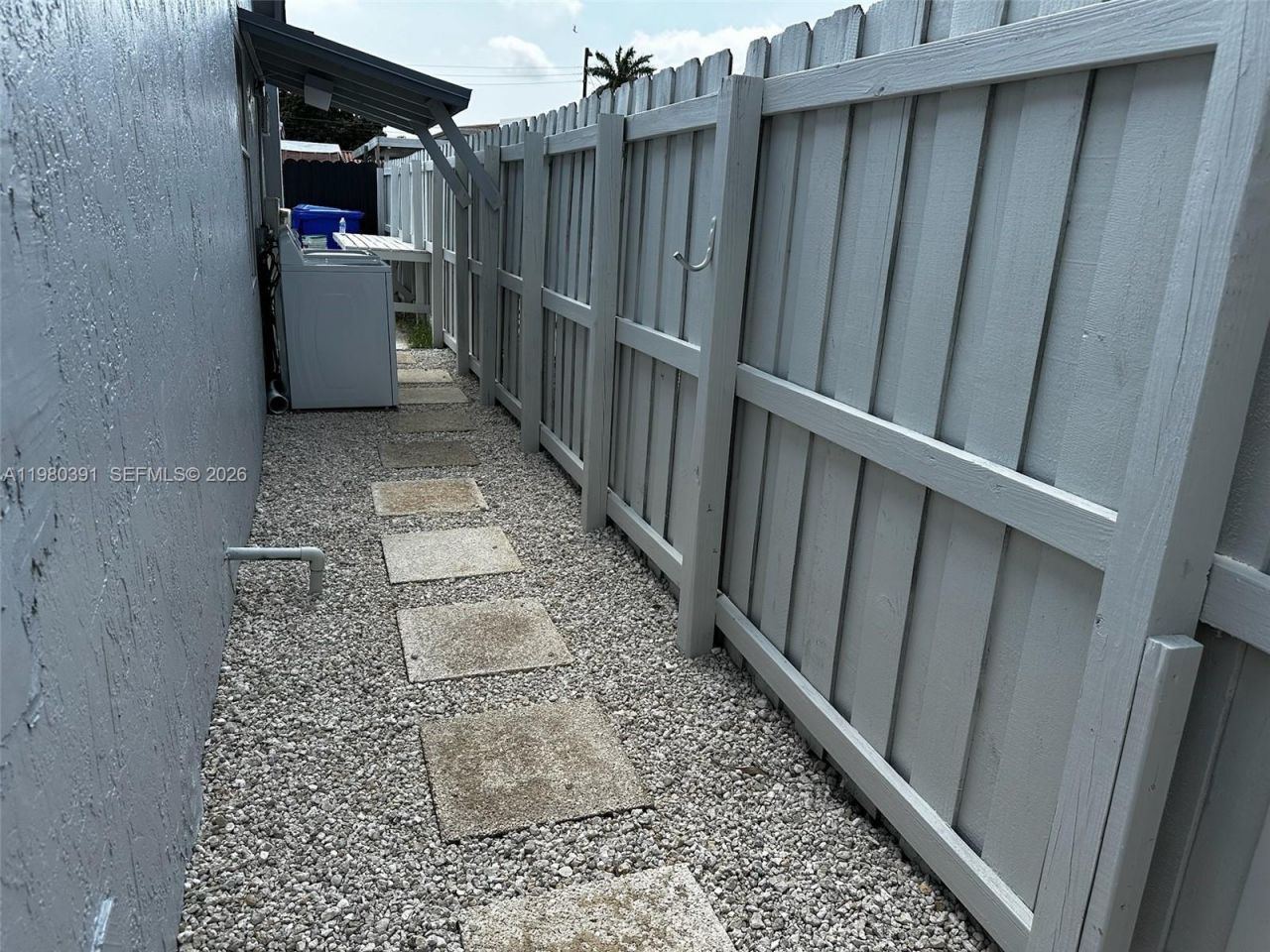 2223 NW 32nd St, Miami, FL 33142 Photo