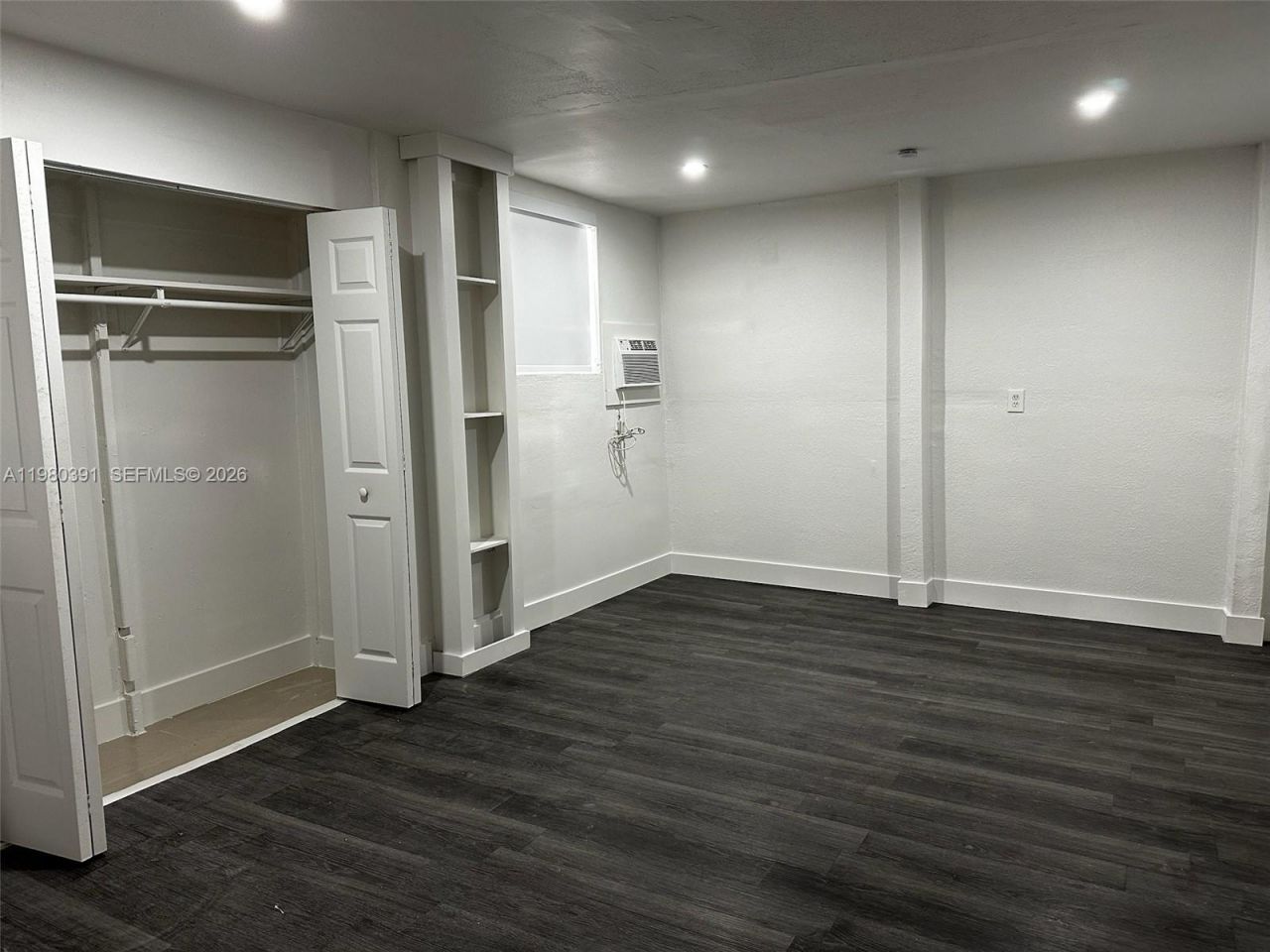 2223 NW 32nd St, Miami, FL 33142 Photo