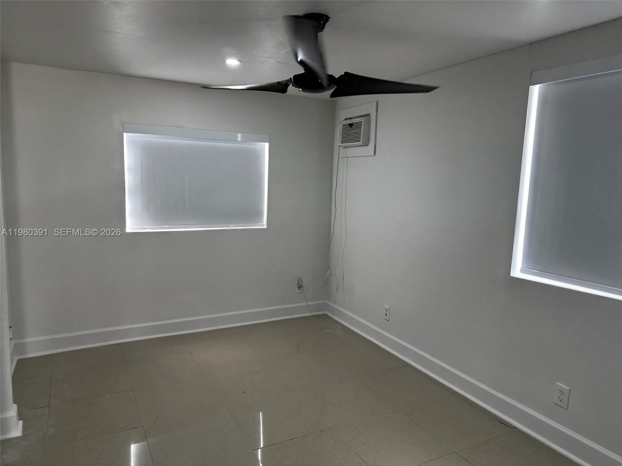 2223 NW 32nd St, Miami, FL 33142 Photo