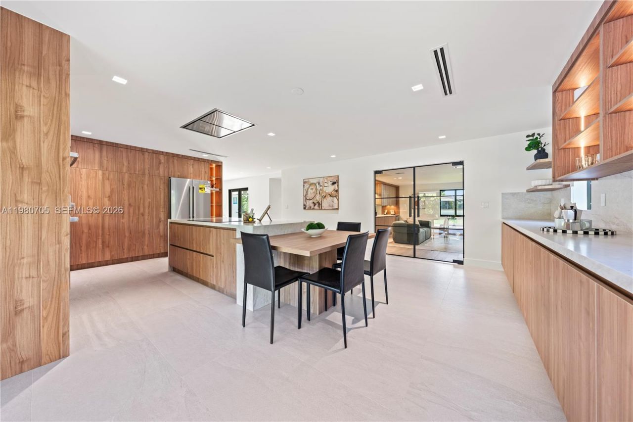 14323 SW 80th Ave , Palmetto Bay, FL 33158 Photo