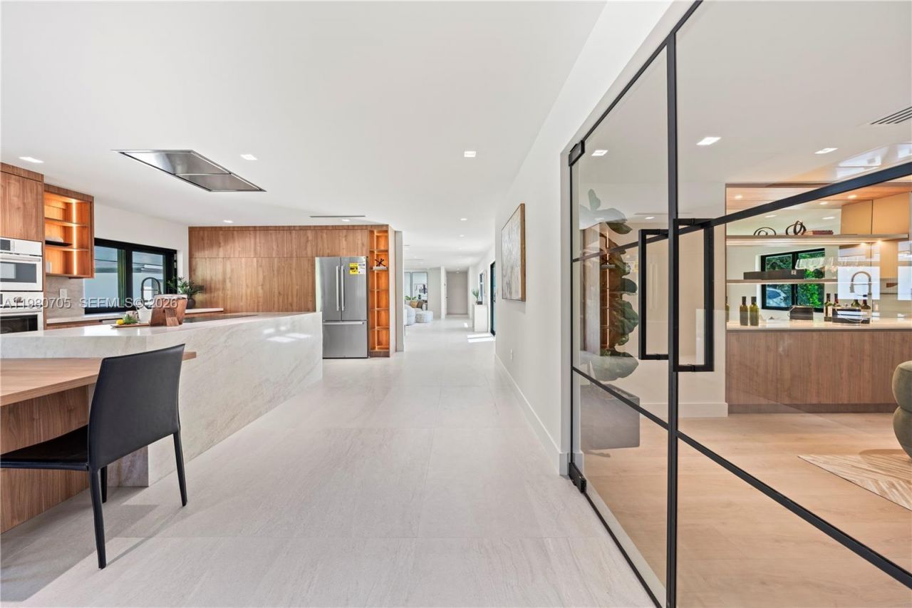 14323 SW 80th Ave , Palmetto Bay, FL 33158 Photo