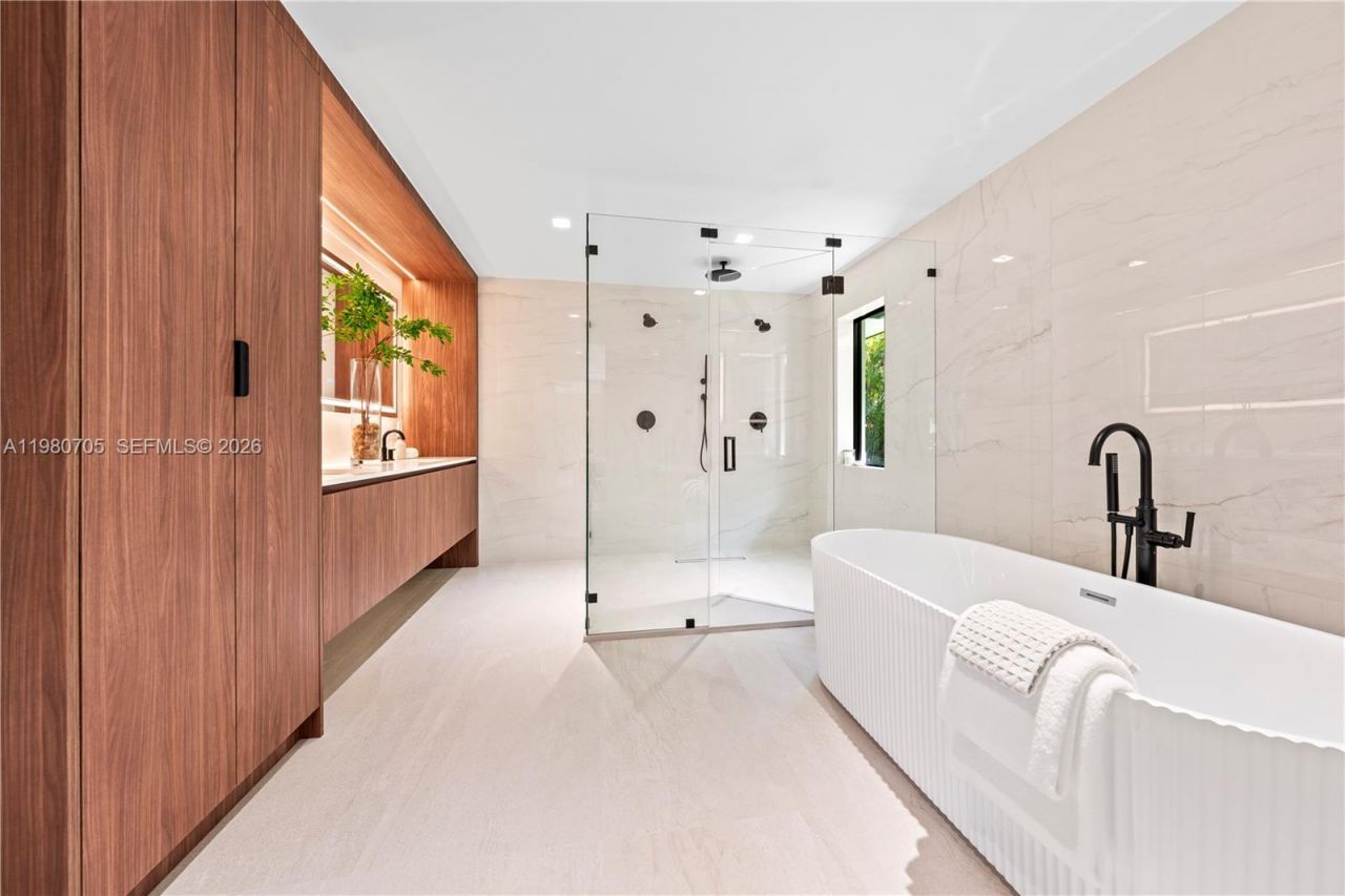 14323 SW 80th Ave , Palmetto Bay, FL 33158 Photo