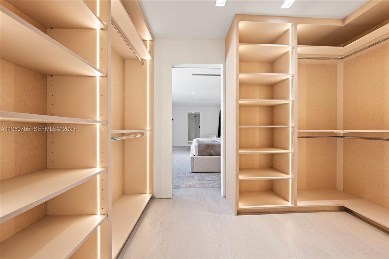 14323 SW 80th Ave , Palmetto Bay, FL 33158 Photo