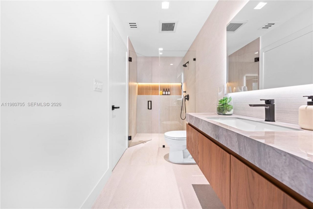 14323 SW 80th Ave , Palmetto Bay, FL 33158 Photo