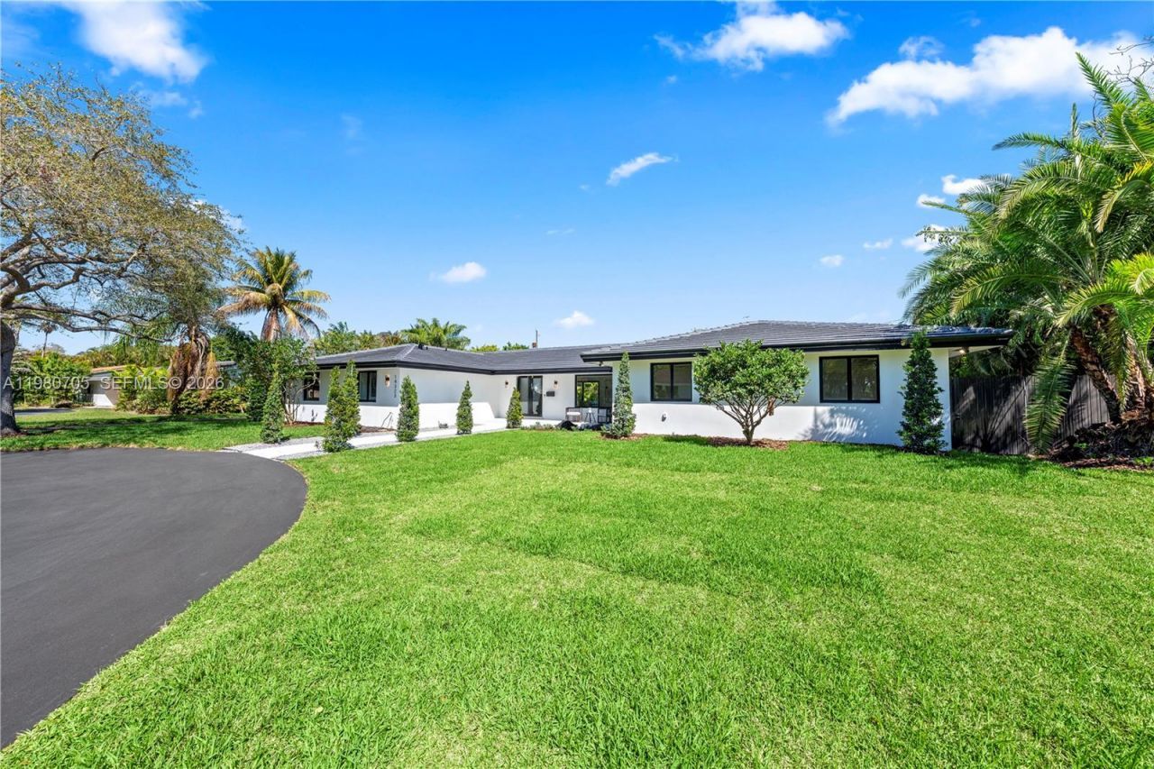 14323 SW 80th Ave , Palmetto Bay, FL 33158 Photo