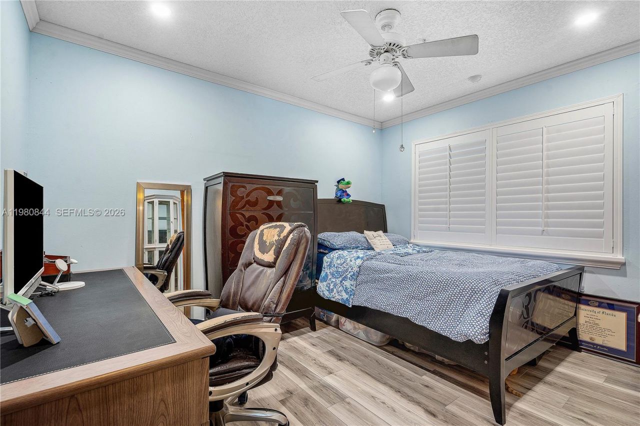 3127 NW 68th St, Fort Lauderdale, FL 33309 Photo