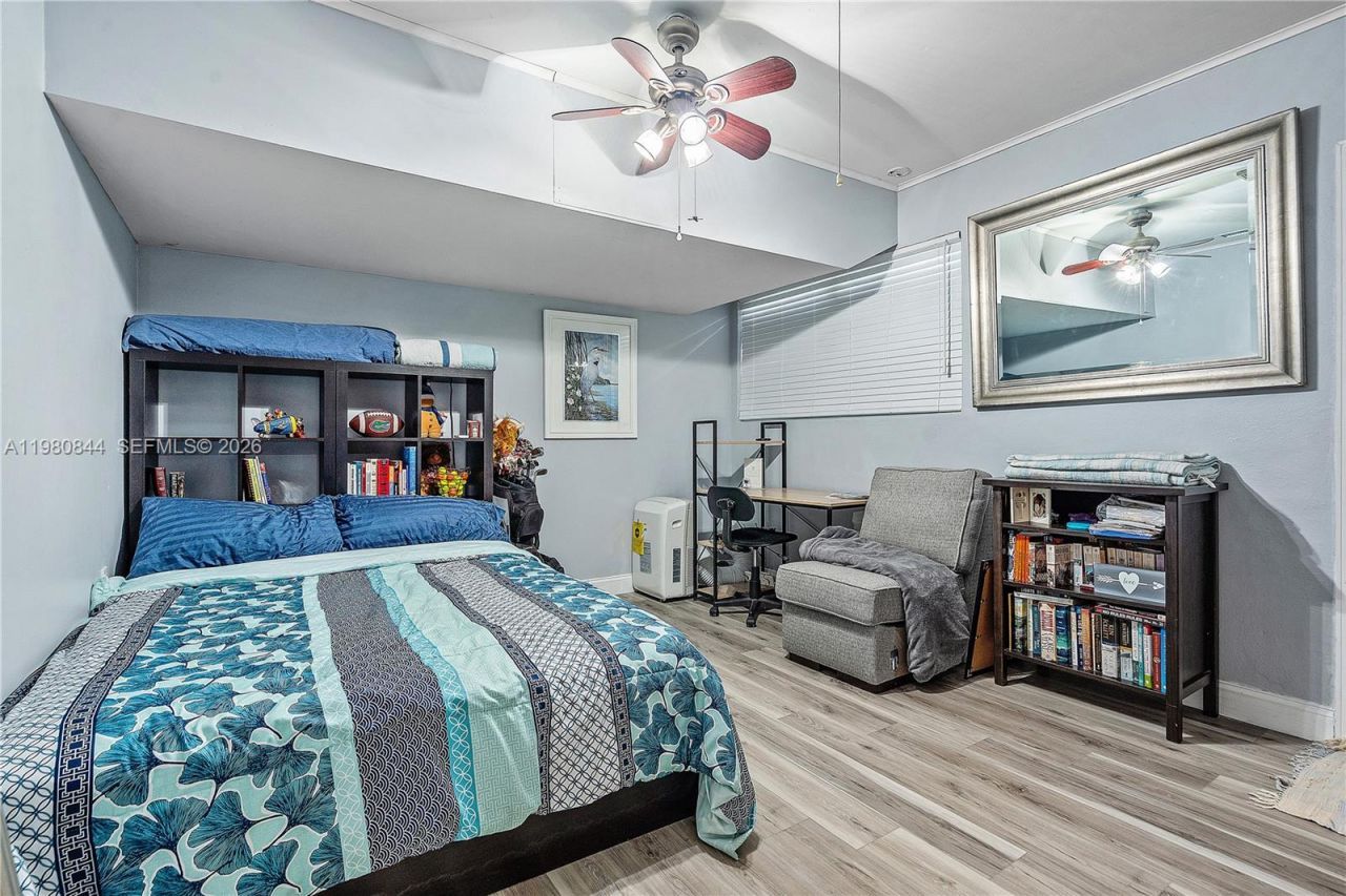 3127 NW 68th St, Fort Lauderdale, FL 33309 Photo