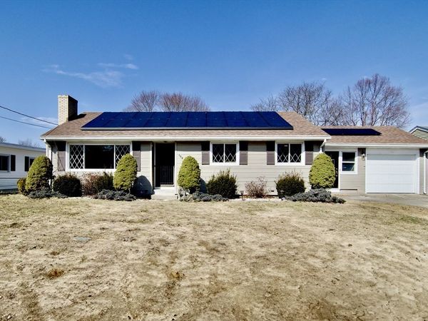 132 Lincoln St, West Springfield, MA 01089