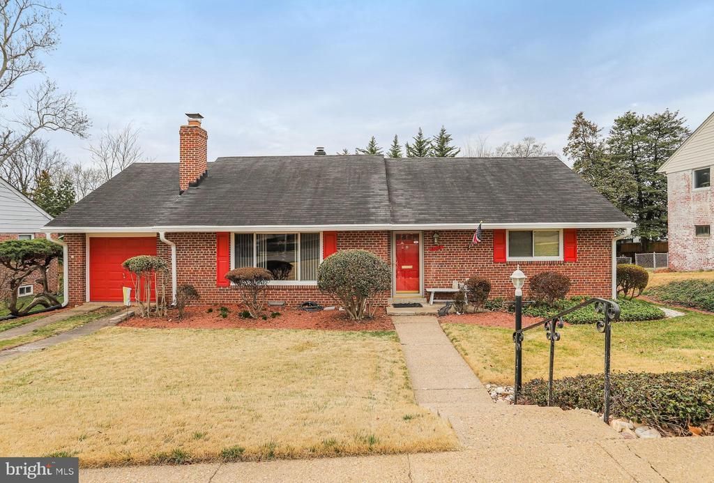 2118 N Huntington Street, Arlington, VA 22205 Main Photo