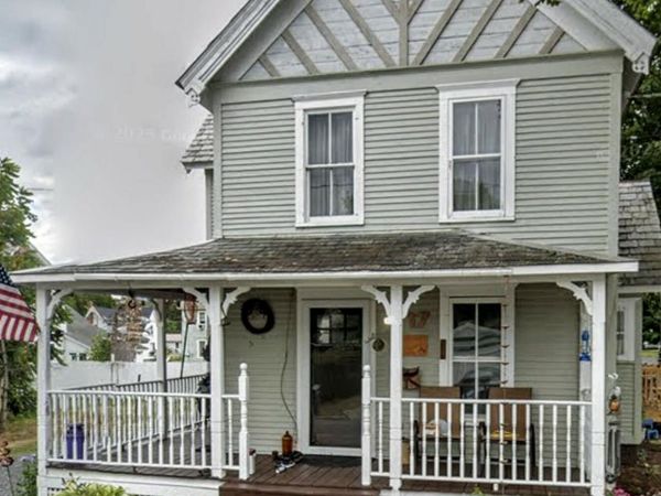 17 S Maple Street, Granville, NY 12832