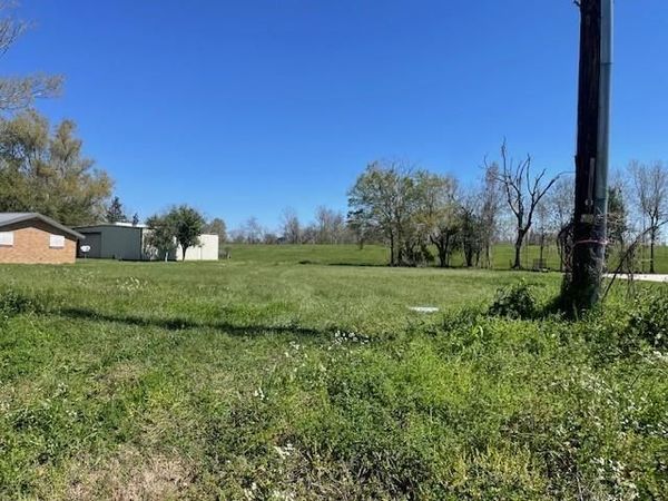 14832 RIVER Road , Hahnville, LA 70057