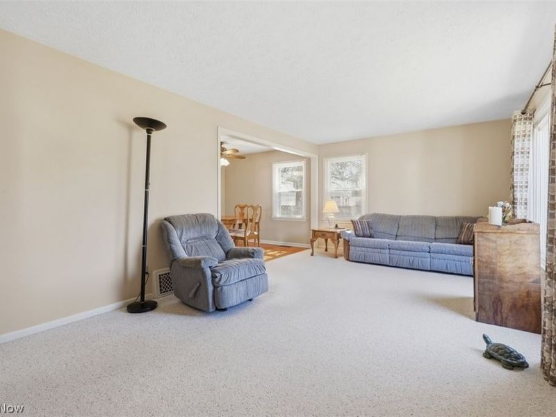 2627 Overbrook Road, Cuyahoga Falls, OH 44221 Photo 6