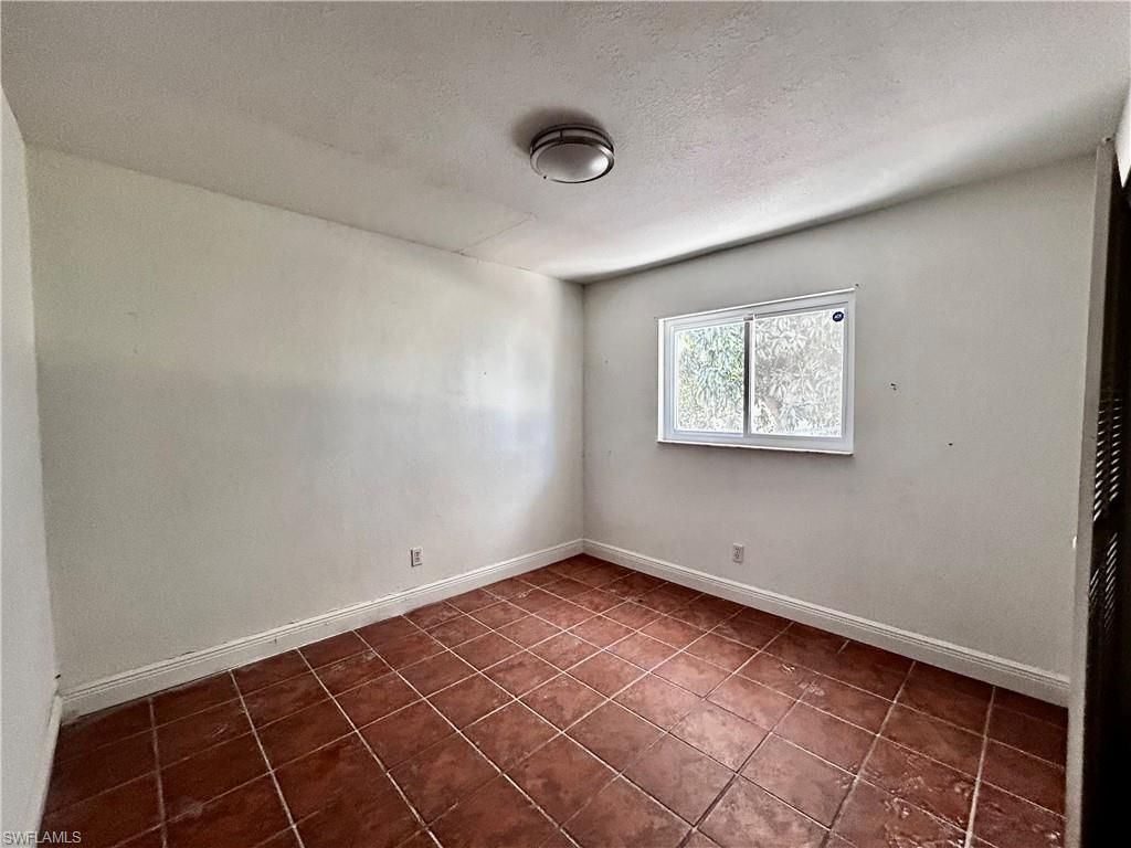 310 SE 29th Ter, Cape Coral, FL 33904 Photo