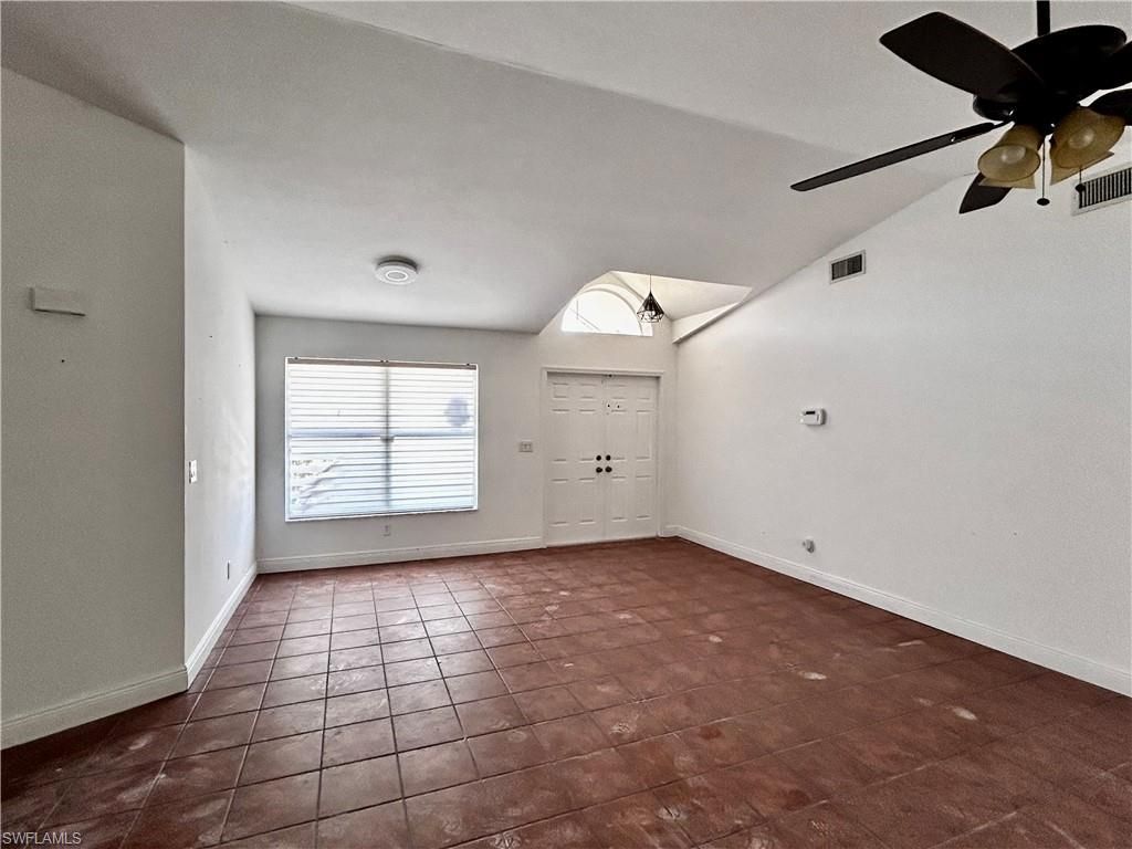 310 SE 29th Ter, Cape Coral, FL 33904 Photo