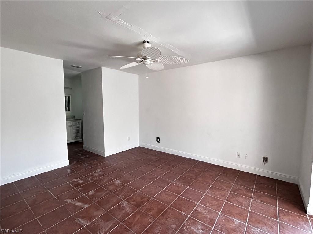 310 SE 29th Ter, Cape Coral, FL 33904 Photo