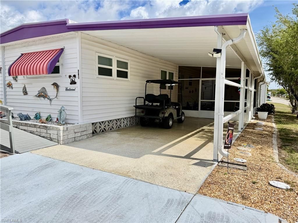 201 Captains Walk, North Fort Myers, FL 33917 Photo