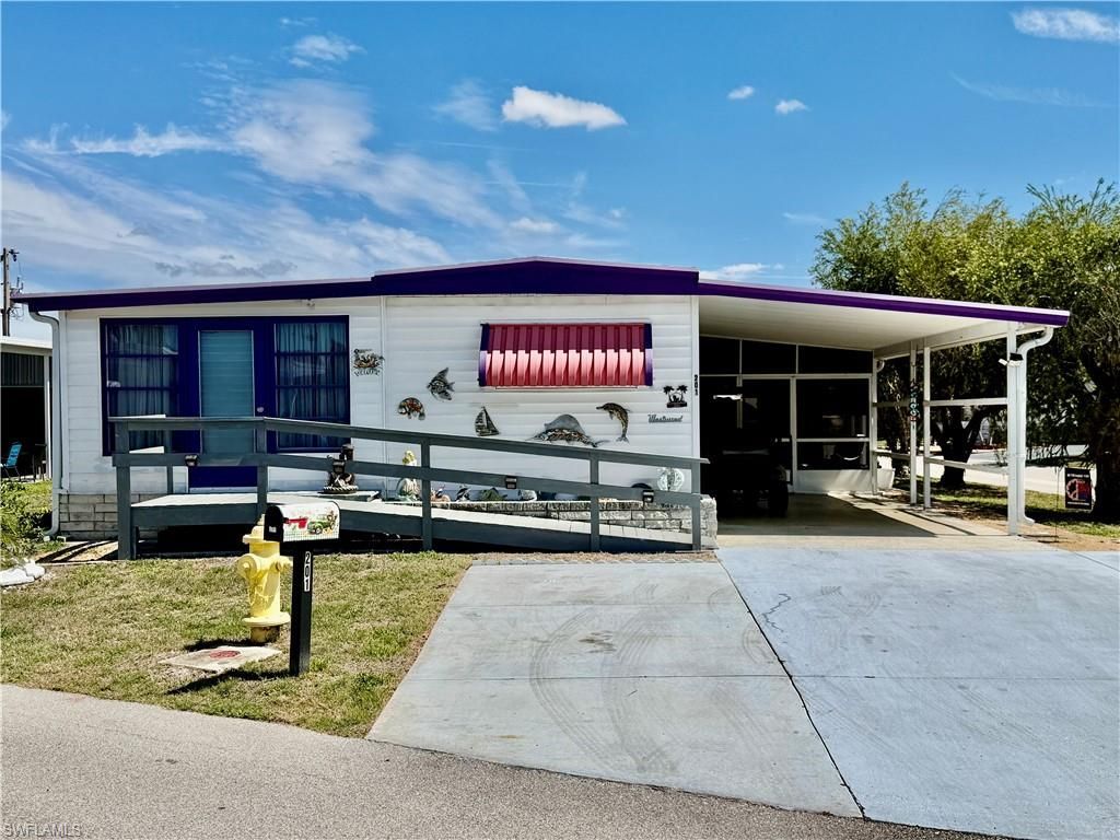 201 Captains Walk, North Fort Myers, FL 33917 Photo