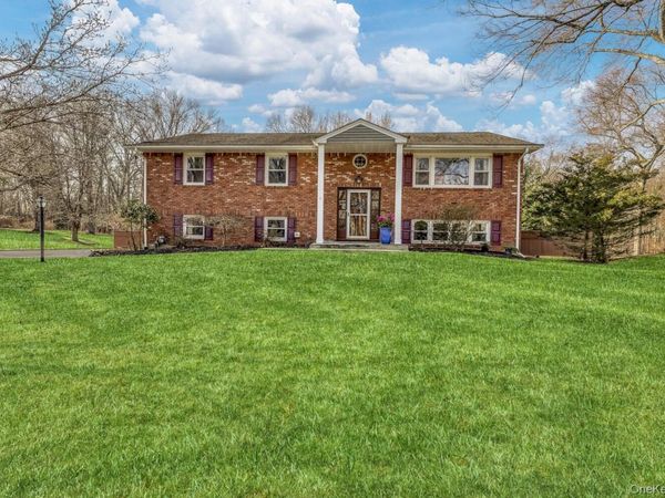 7 E Mayer Drive , Suffern, NY 10901