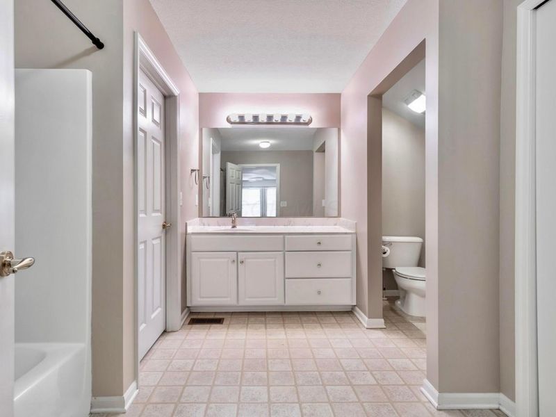 701 Lambton Circle E, Lancaster, OH 43130 Photo 13