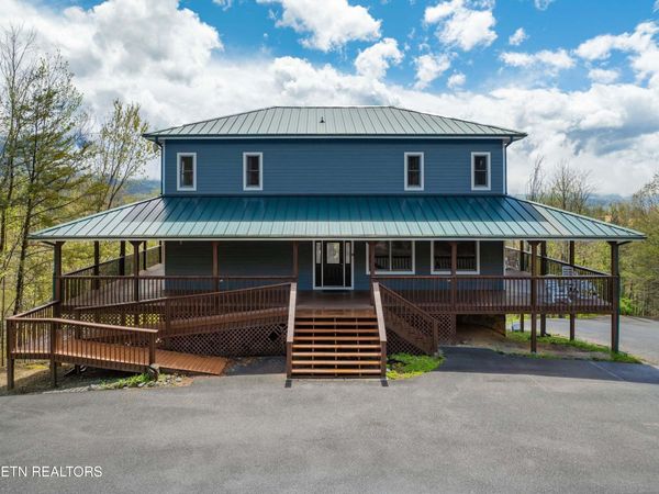 510 Wildflower Ridge Rd , Gatlinburg, TN 37738