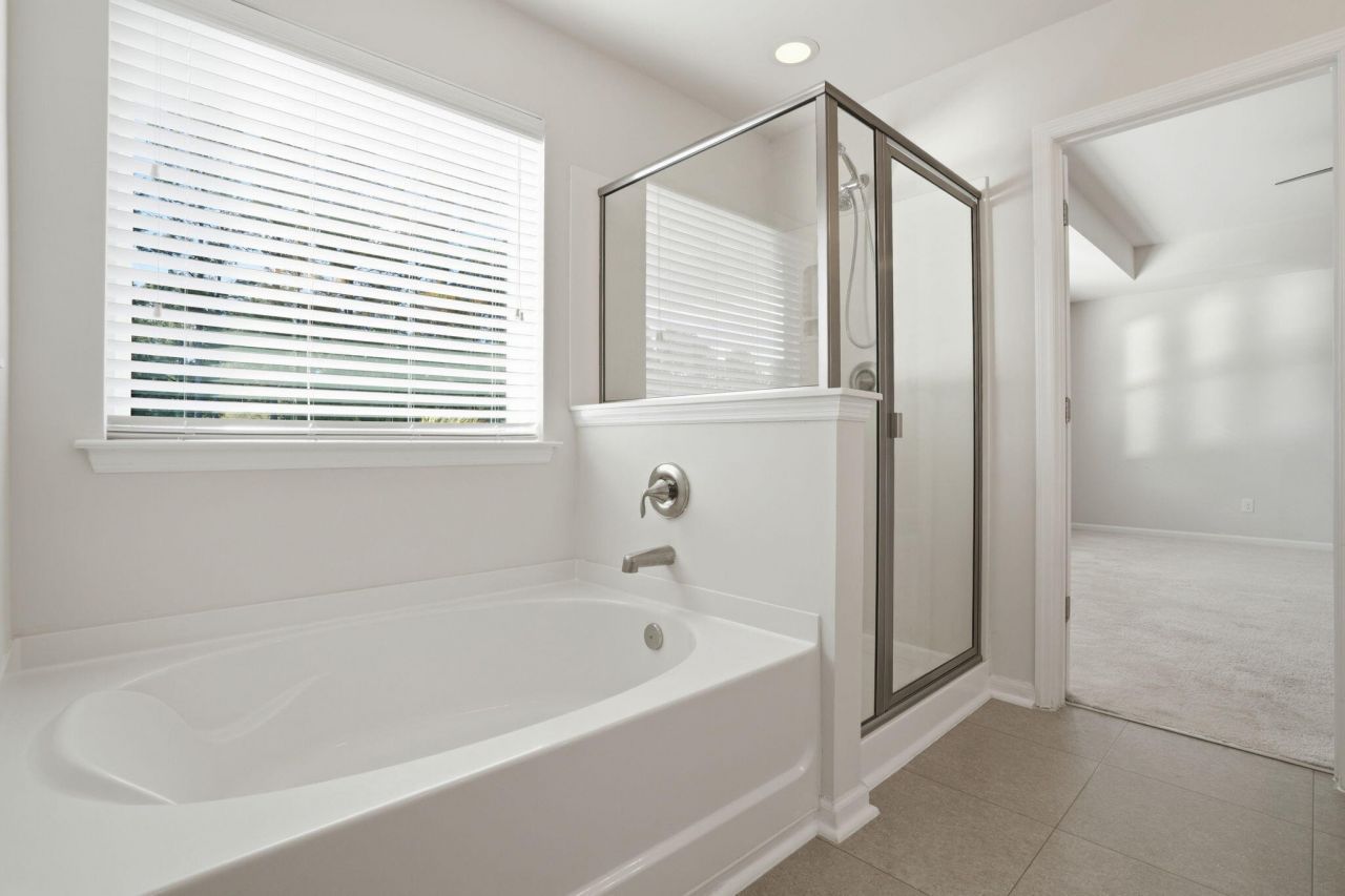 416 Northern Red Oak Drive Photo 13