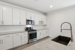 416 Northern Red Oak Drive photo 4