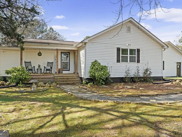 27067 Highway 85, Senoia, GA 30276