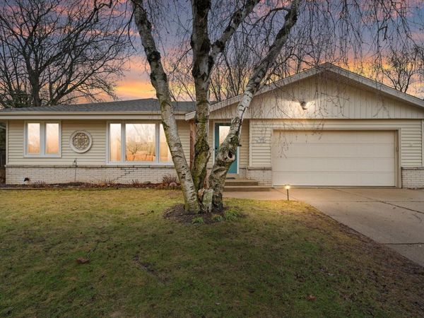S68W12977 Camilla Dr, Muskego, WI 53150