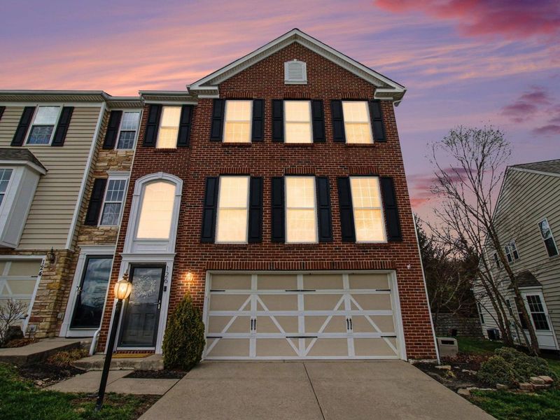 126 Brushwood Drive, Fort Thomas, KY 41075 Photo 1