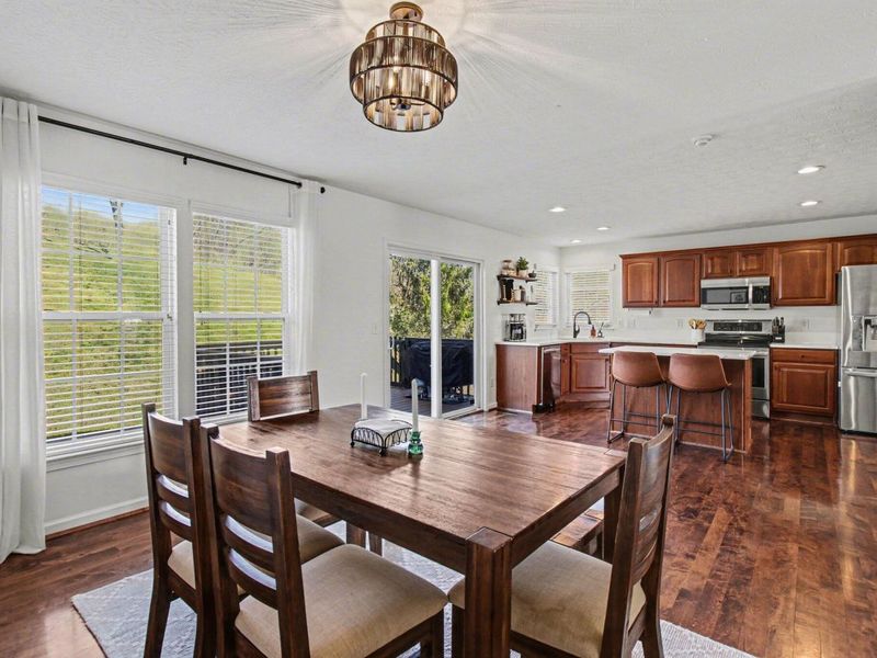 126 Brushwood Drive, Fort Thomas, KY 41075 Photo 10