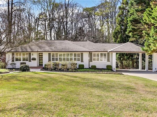 1388 Amanda Circle, Decatur, GA 30033